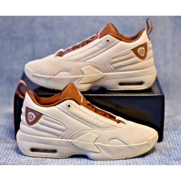 New! Size: 8.5 Women | Nike Jordan Max Aura 6 Legend Light Brown | FQ7943-200 - Picture 2 of 16